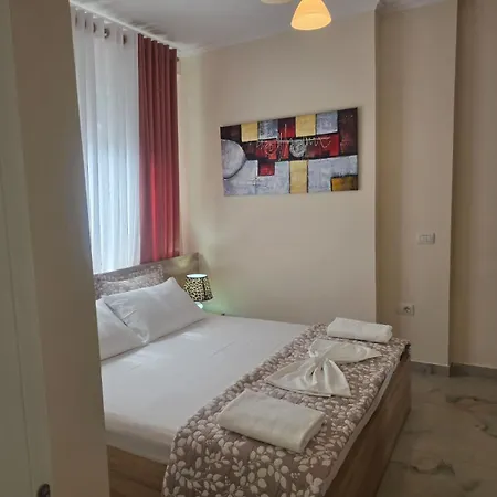 Downtown Apartamento Tirana